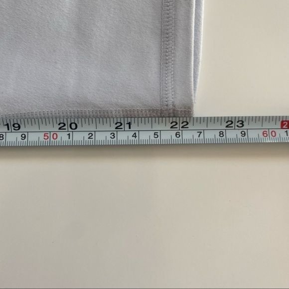 Fabletics Mila Pocket Powerhold Light Blue w/Dark Blue Stripes Capri Leggings-S - Picture 8 of 9